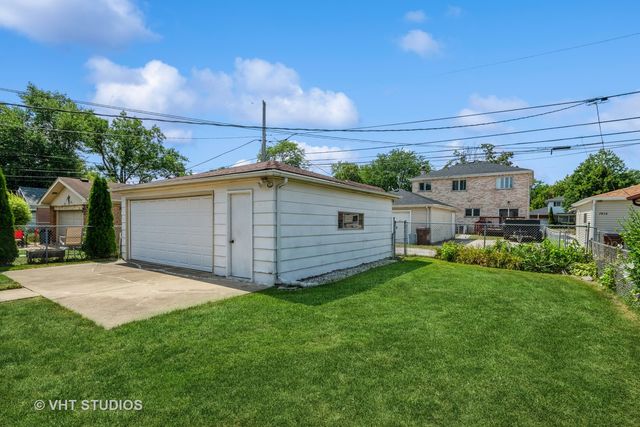 7430 Keeler Avenue, Skokie, IL 60076