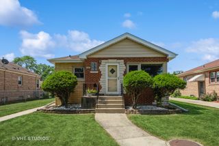 7430 Keeler Avenue, Skokie, IL 60076