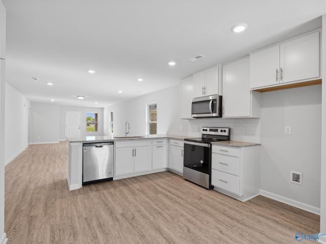 28058 Caperton Drive, Harvest, AL 35749