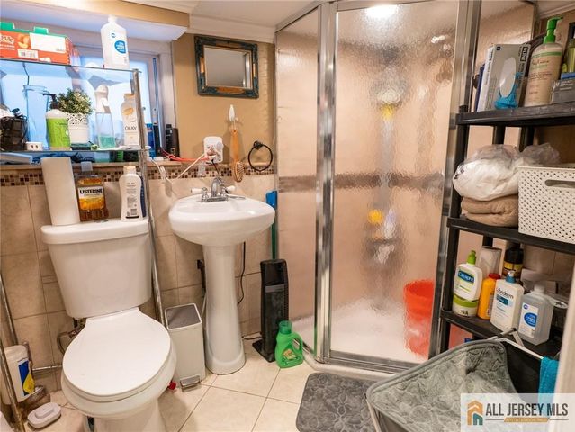 315 Winans Avenue, Hillside, NJ 07205