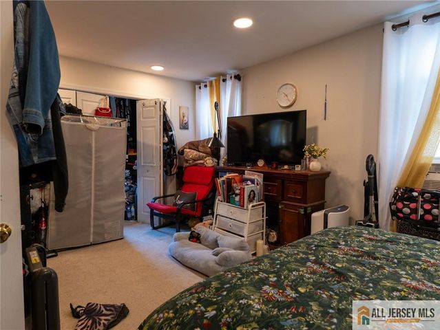 315 Winans Avenue, Hillside, NJ 07205