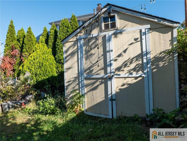 315 Winans Avenue, Hillside, NJ 07205