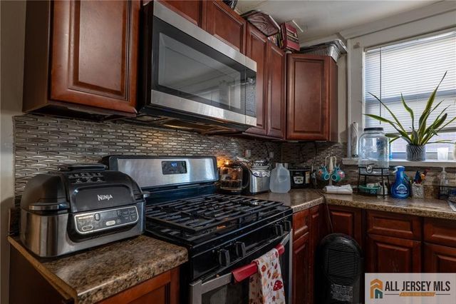 315 Winans Avenue, Hillside, NJ 07205
