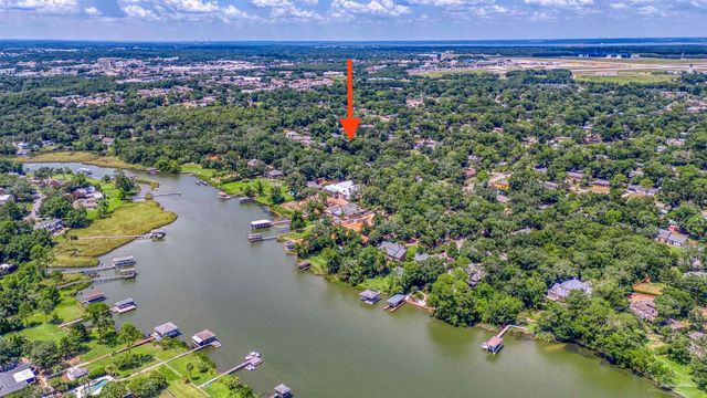 1757 Fox Rd, Pensacola, FL 32503
