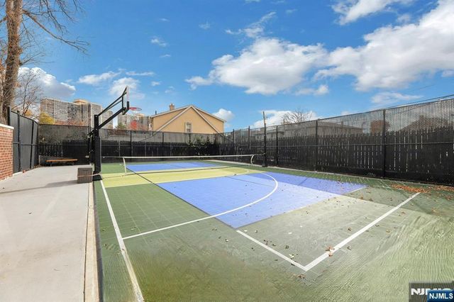 770 Anderson Avenue 21H, Cliffside Park, NJ 07010