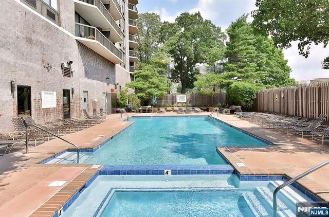 770 Anderson Avenue 21H, Cliffside Park, NJ 07010