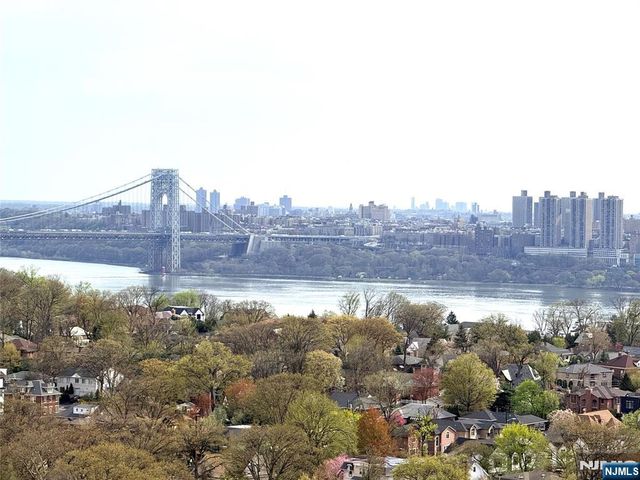 770 Anderson Avenue 21H, Cliffside Park, NJ 07010
