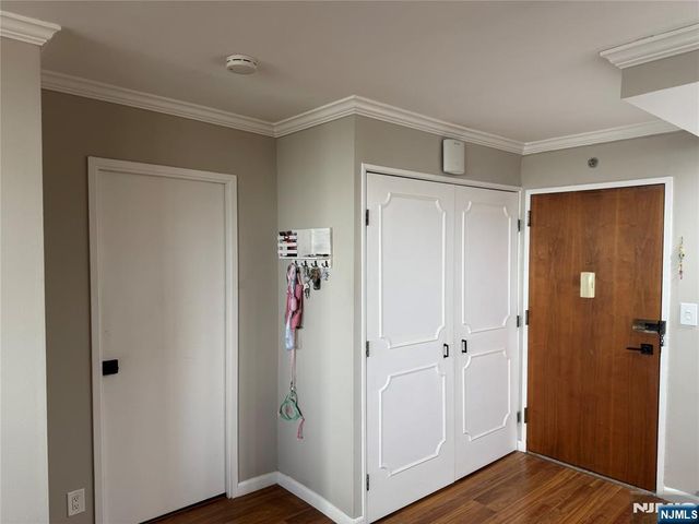 770 Anderson Avenue 21H, Cliffside Park, NJ 07010