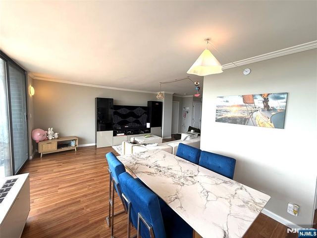 770 Anderson Avenue 21H, Cliffside Park, NJ 07010