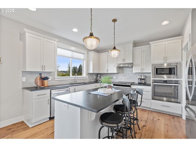 520 Nw 117TH St, Vancouver, WA 98685