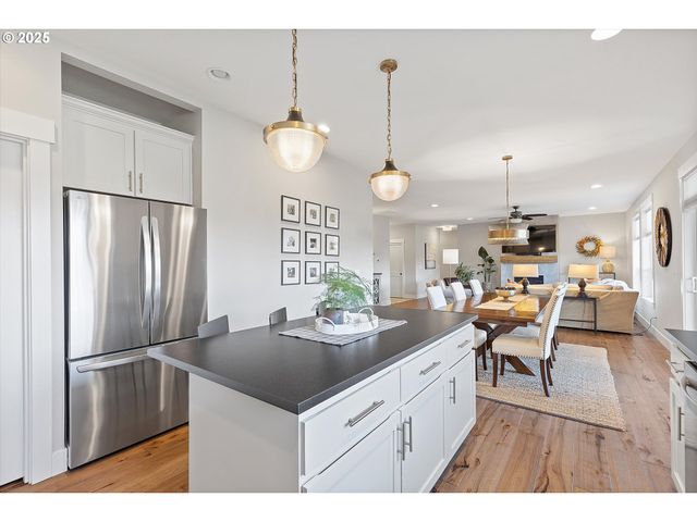 520 Nw 117TH St, Vancouver, WA 98685