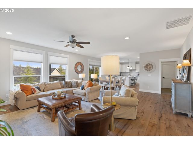 520 Nw 117TH St, Vancouver, WA 98685