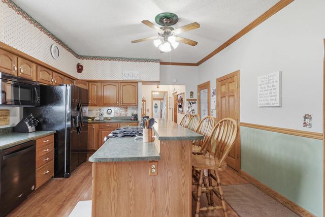 2118 W 3rd Street, Davenport, IA 52802