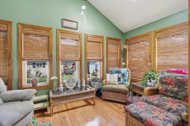 2118 W 3rd Street, Davenport, IA 52802