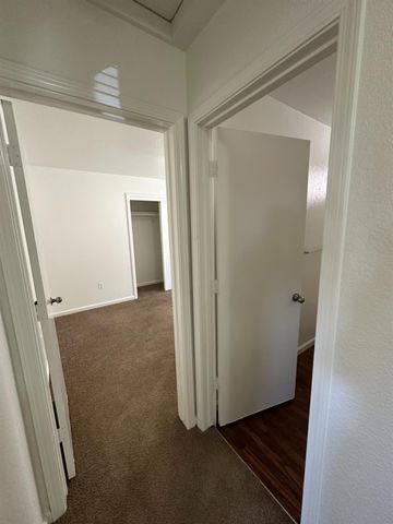 2253 N San Pablo Avenue, Fresno, CA 93704