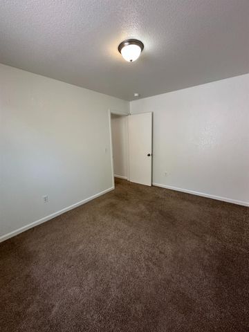 2253 N San Pablo Avenue, Fresno, CA 93704