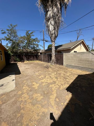 2253 N San Pablo Avenue, Fresno, CA 93704