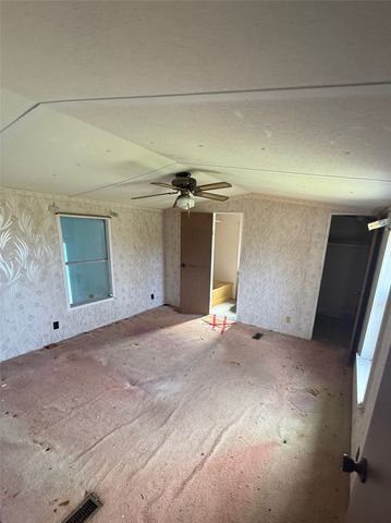 104 S Lilly Street, Kosse, TX 76653