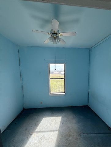 104 S Lilly Street, Kosse, TX 76653