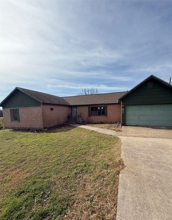 104 S Lilly Street, Kosse, TX 76653