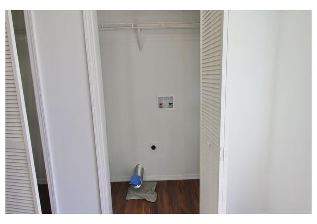 409 Robert Lee Road, Houston, TX 77009