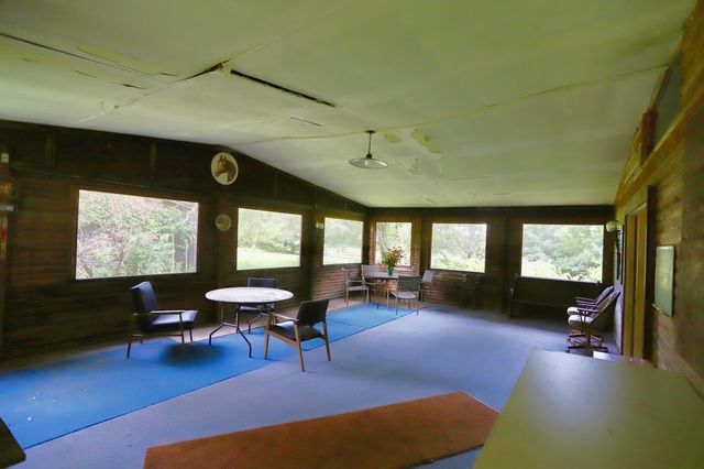 2727 Panhandle Road, Delaware, OH 43015