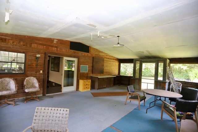 2727 Panhandle Road, Delaware, OH 43015