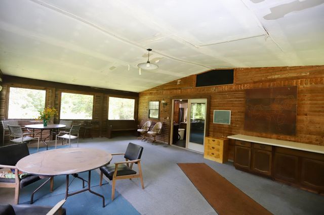 2727 Panhandle Road, Delaware, OH 43015