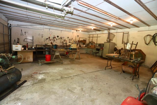 2727 Panhandle Road, Delaware, OH 43015