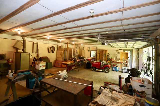 2727 Panhandle Road, Delaware, OH 43015