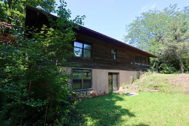 2727 Panhandle Road, Delaware, OH 43015