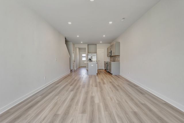 656 Birdie Dr, Spring Hill, TN 37174