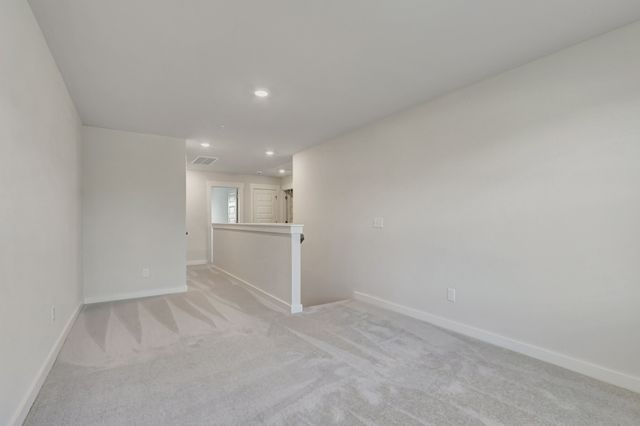 656 Birdie Dr, Spring Hill, TN 37174