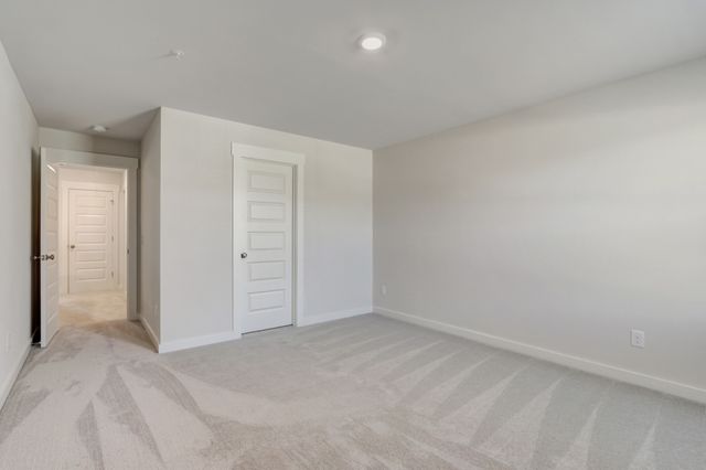 656 Birdie Dr, Spring Hill, TN 37174