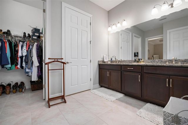 135 PESCADOR PLACE, North Venice, FL 34275