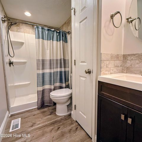 206 Tierra Lane, West End, NC 27376