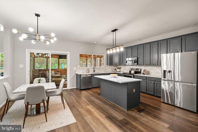 12328 GRIMSBY LN, Bristow, VA 20136