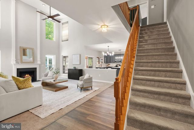 12328 GRIMSBY LN, Bristow, VA 20136