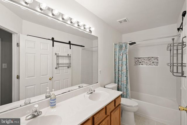 12328 GRIMSBY LN, Bristow, VA 20136
