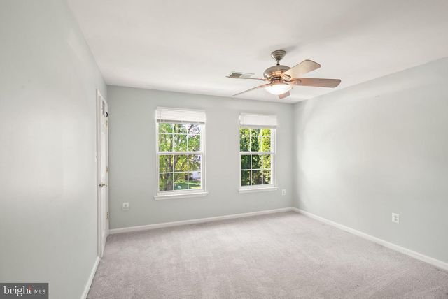 12328 GRIMSBY LN, Bristow, VA 20136