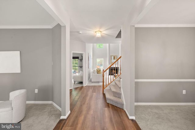 12328 GRIMSBY LN, Bristow, VA 20136