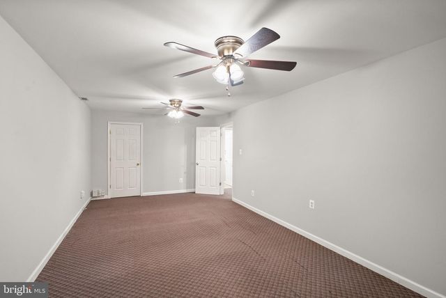 12328 GRIMSBY LN, Bristow, VA 20136