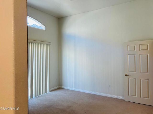 5210 Premiere Hills Drive 230, Woodland Hills, CA 91364