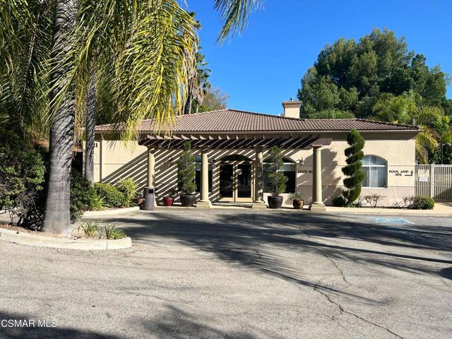 5210 Premiere Hills Drive 230, Woodland Hills, CA 91364