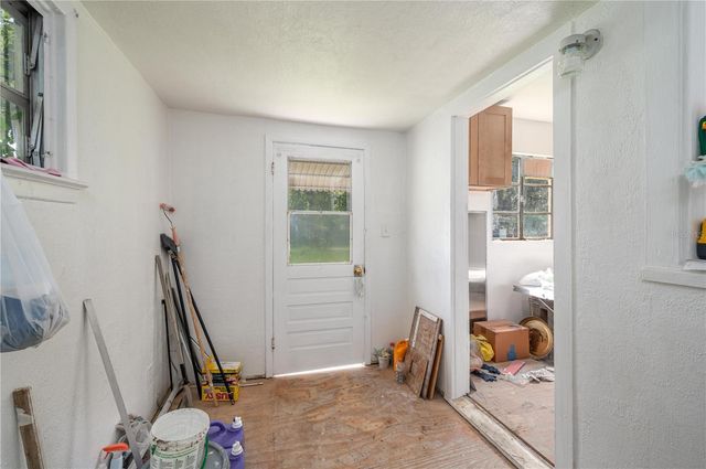 3905 N CLEARFIELD AVE, Tampa, FL 33603
