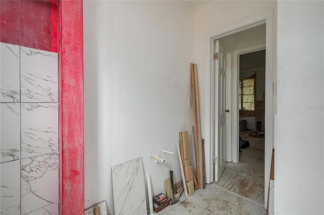 3905 N CLEARFIELD AVE, Tampa, FL 33603