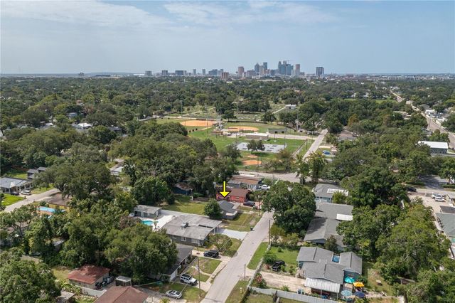 3905 N CLEARFIELD AVE, Tampa, FL 33603