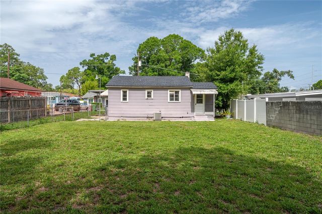 3905 N CLEARFIELD AVE, Tampa, FL 33603