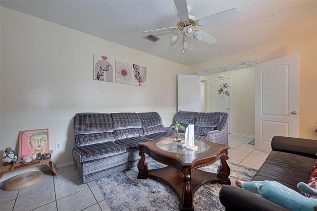 12223 Sharpview Drive, Houston, TX 77072