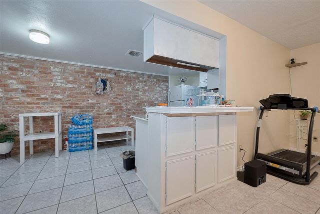 12223 Sharpview Drive, Houston, TX 77072